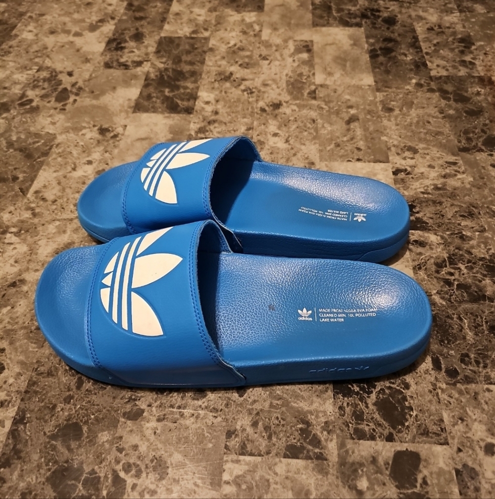 Adidas Trefoil Slides - Picture 2 of 6